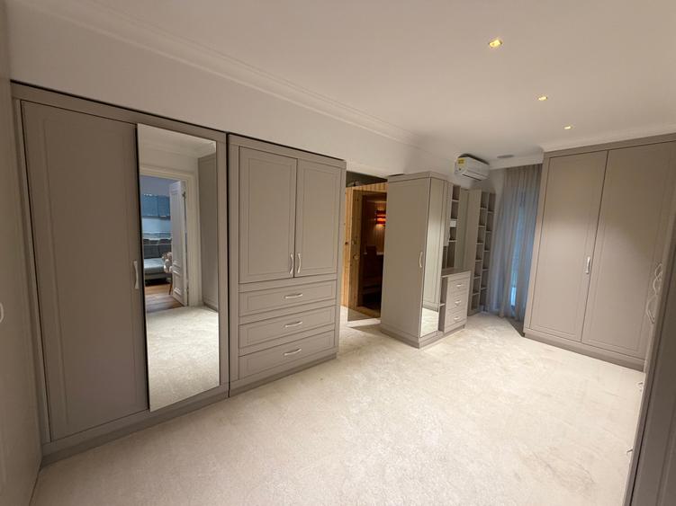 Apartament cu 4 camere decomandat în Domenii