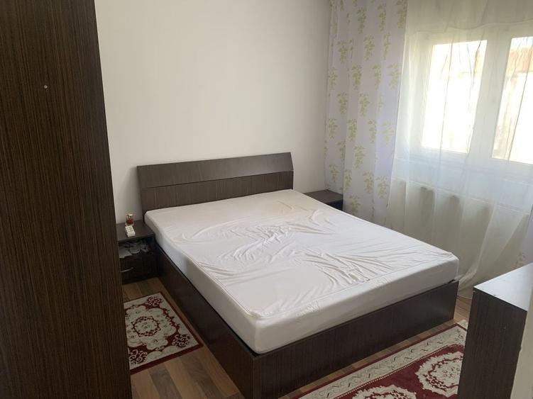 Apartament cu 3 camere decomandat în Dorobanților