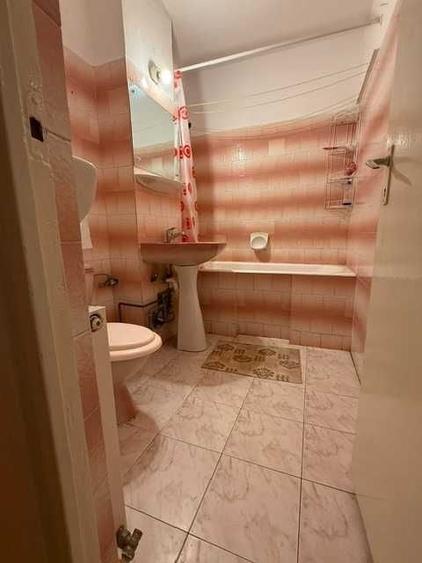 Apartament cu 3 camere decomandat în Ștrand