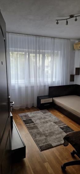 Apartament cu 2 camere decomandat în Berceni