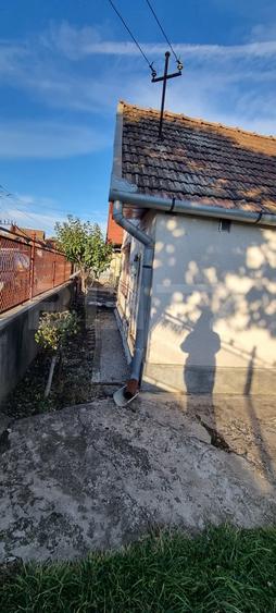 Casă individuală cu 3 camere cu Canalizare în Câmpia Turzii