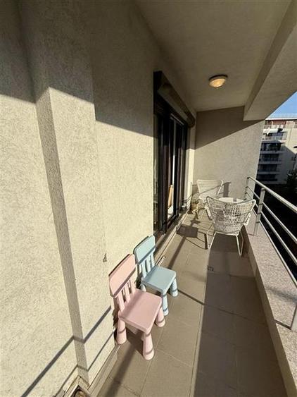 Apartament cu 4 camere decomandat în Șoseaua Nordului