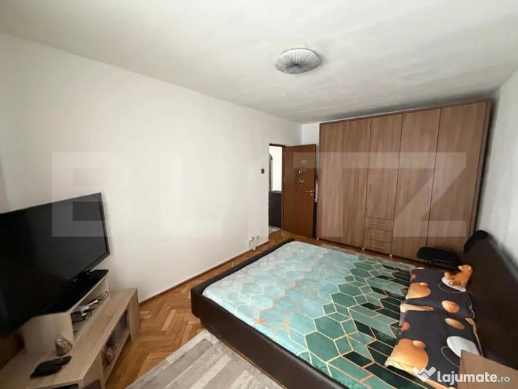 Apartament cu 2 camere decomandat în 1 Mai