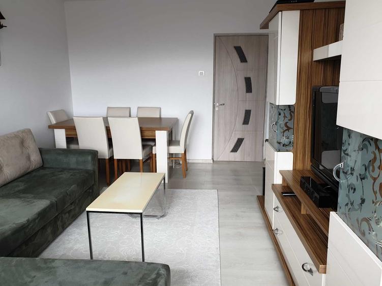 Apartament cu 2 camere decomandat în Crâng