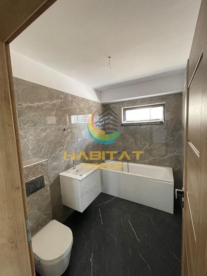 Apartament cu 2 camere semidecomandat în Apărătorii Patriei
