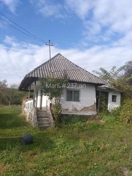 Casa cu teren de vanzare