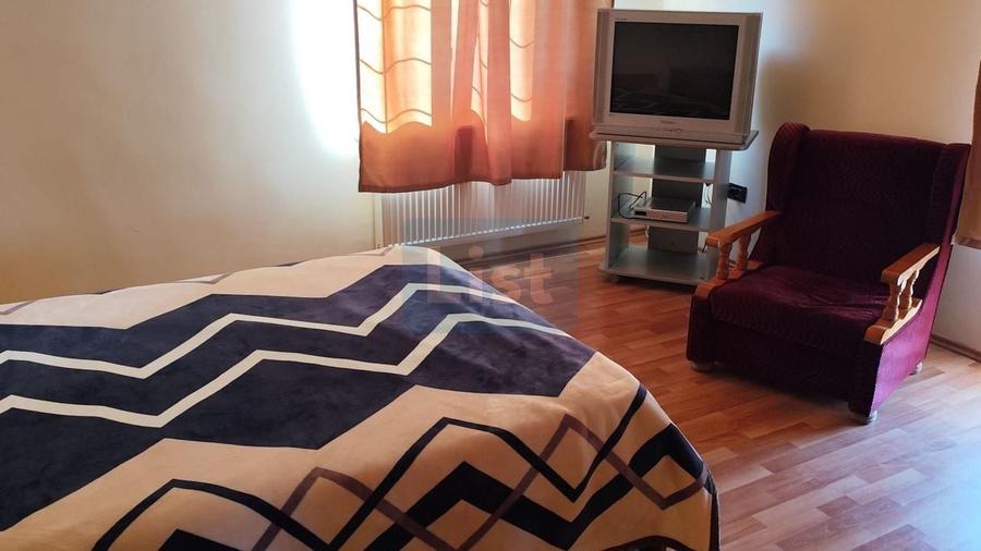 Casă cu 5 camere cu Canalizare în Goruna