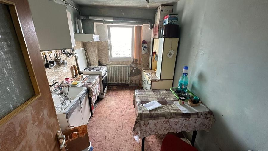 Apartament cu 3 camere decomandat, mobilat în Lacul Tei