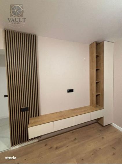 Apartament cu 3 camere semidecomandat, mobilat în Industriilor