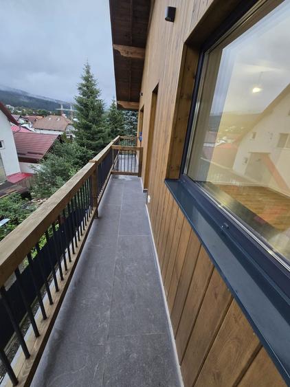 Apartament cu 2 camere decomandat în Zamora