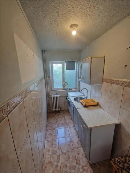 Apartament cu 2 camere semidecomandat în Dacia