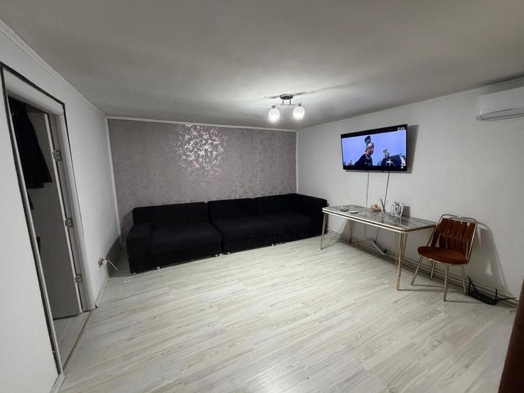 Casă cu 4 camere în Colentina