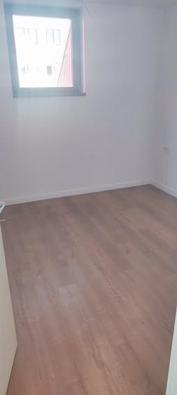 Penthouse cu 3 camere nedecomandat în Titan