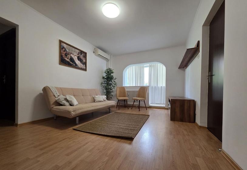 Apartament cu 2 camere semidecomandat, mobilat în Moșilor