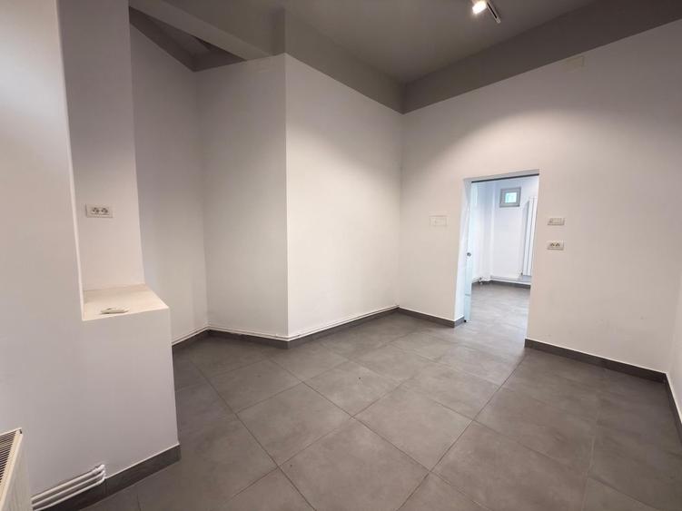 Spațiu comercial, de 80 mp, în Girocului