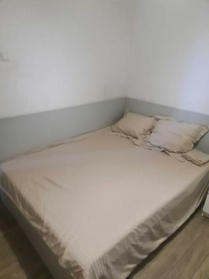 Apartament cu 3 camere decomandat în 1 Mai