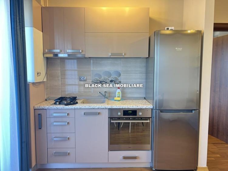 Apartament cu 2 camere, mobilat în Central