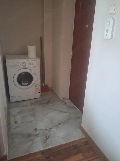 Garsonieră semidecomandată în Rogerius