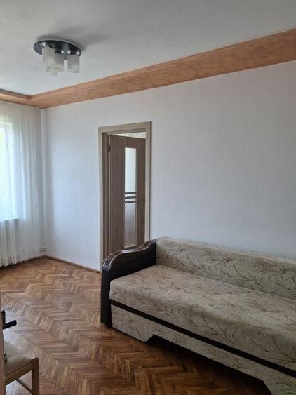 Apartament cu 2 camere nedecomandat în Finteușu Mare