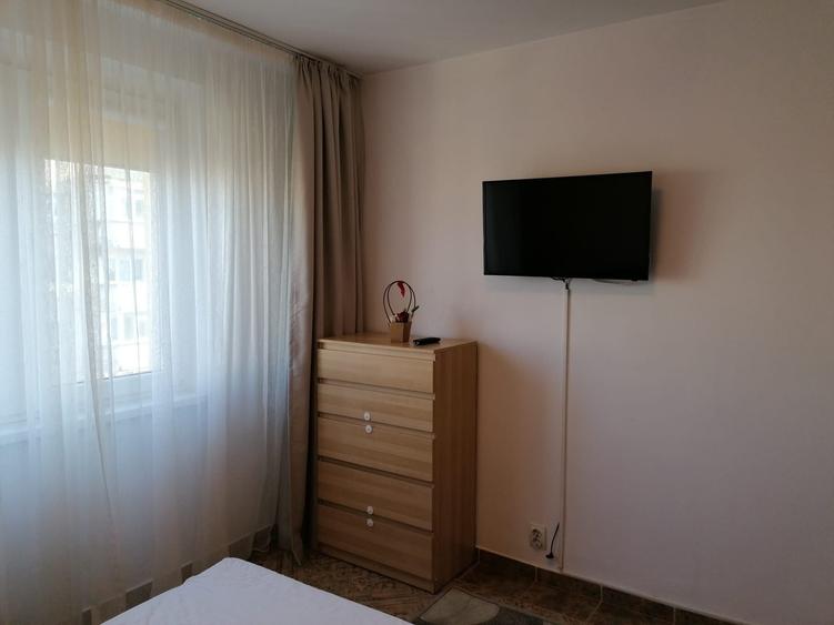 Apartament cu 2 camere decomandat în Rahova