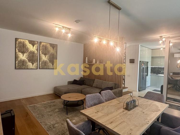 Duplex cu 6 camere cu Canalizare în Nord