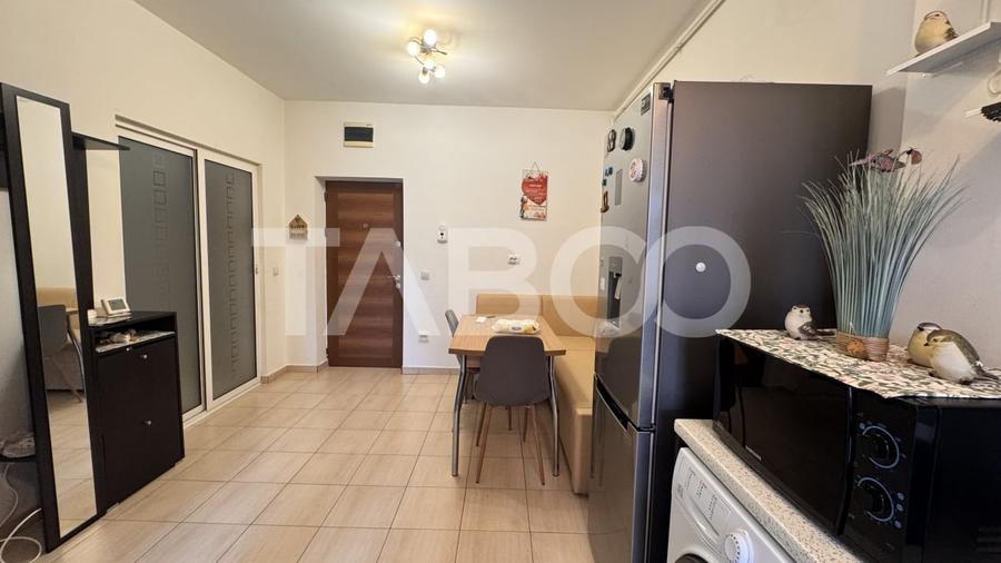 Apartament cu 3 camere decomandat, mobilat în Mihai Viteazul
