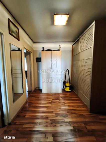 Apartament cu 3 camere decomandat în Orașul Vechi