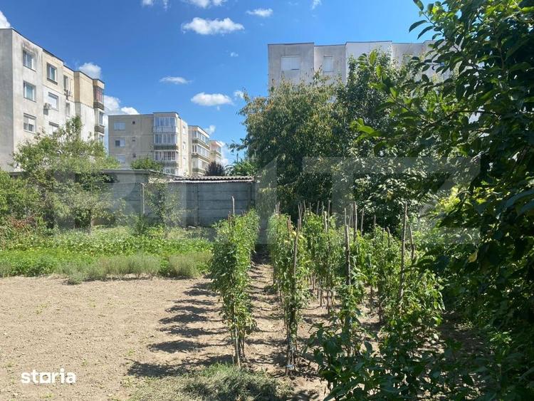 Casă cu 4 camere cu Teren 965 Mp în Central