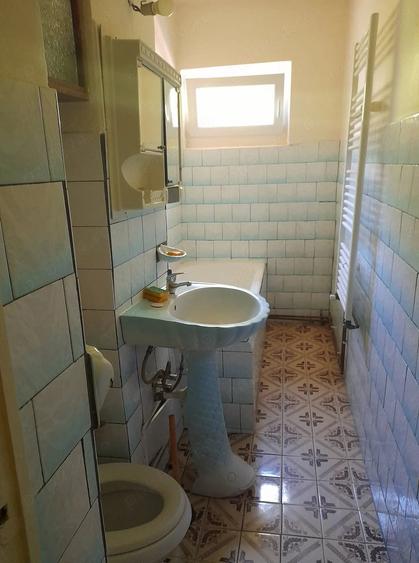 Apartament cu 3 camere nedecomandat în Șagului