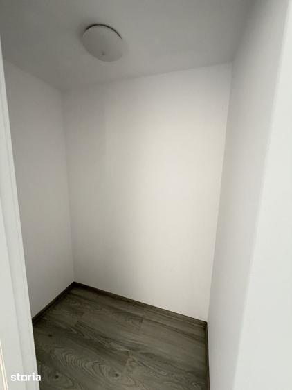 Casă cu 3 camere cu Teren 250 Mp în Domnești