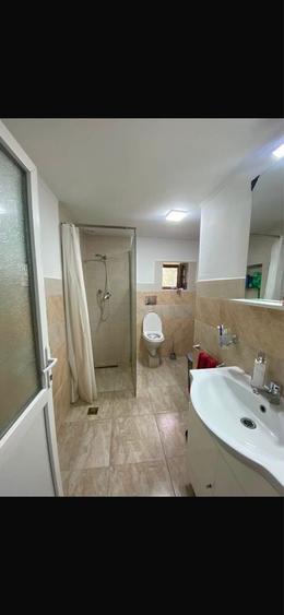 Casă cu 4 camere în Bălești