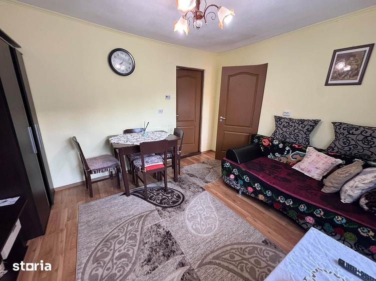 Casă cu 2 camere decomandat cu Teren 200 Mp în Tilișca