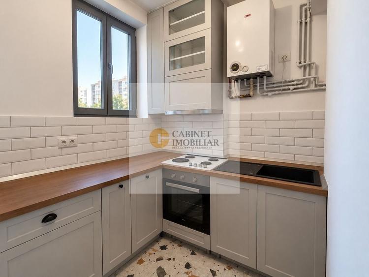Apartament cu 3 camere decomandat, mobilat în Universitate