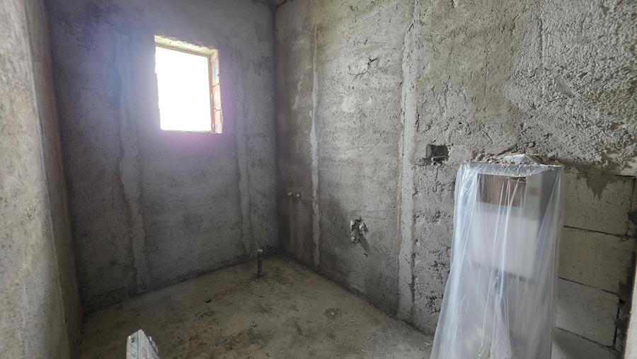 Casă individuală cu 4 camere cu Canalizare în Bragadiru