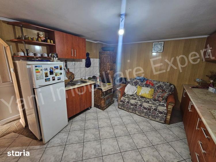 Casă cu 3 camere cu Teren 1378 Mp în Corbeni