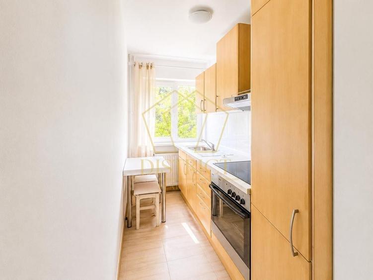 Apartament cu 2 camere decomandat, mobilat în Dacia