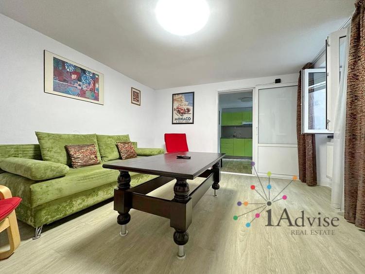 Apartament cu 3 camere decomandat, mobilat în Centrul Istoric