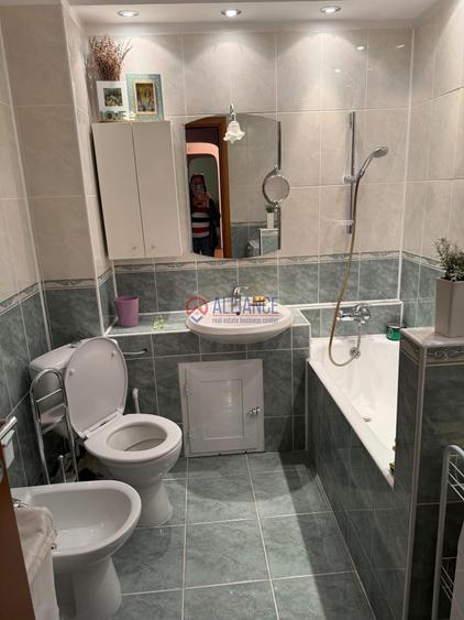 Apartament cu 3 camere decomandat în Tomis Nord