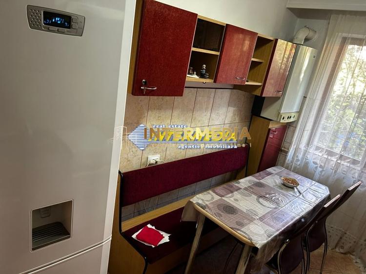 Apartament 4 camere decomandate 2 bai CETATE CLOSCA mobilat si utilat complet - 2
