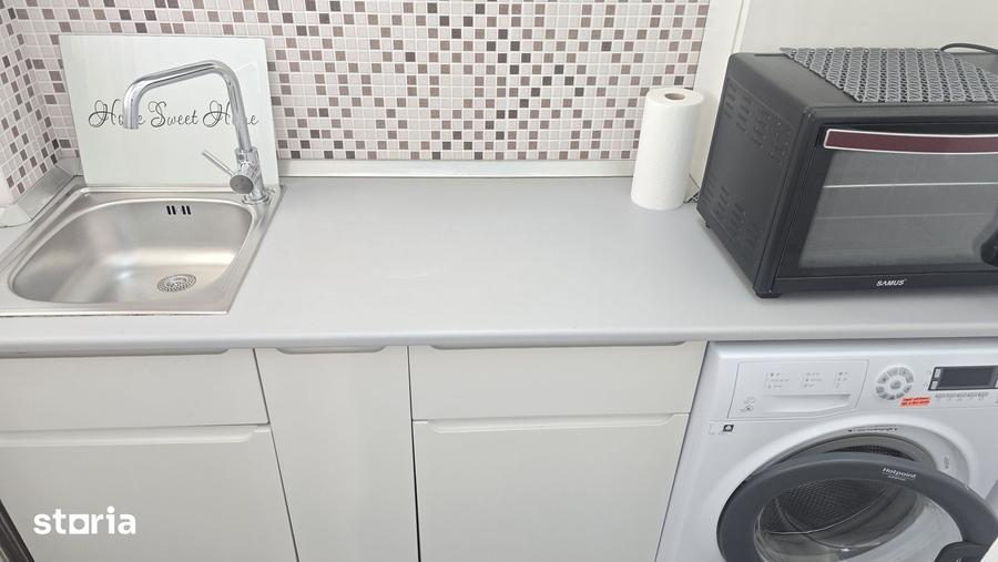 Garsonieră decomandată în Micro 15