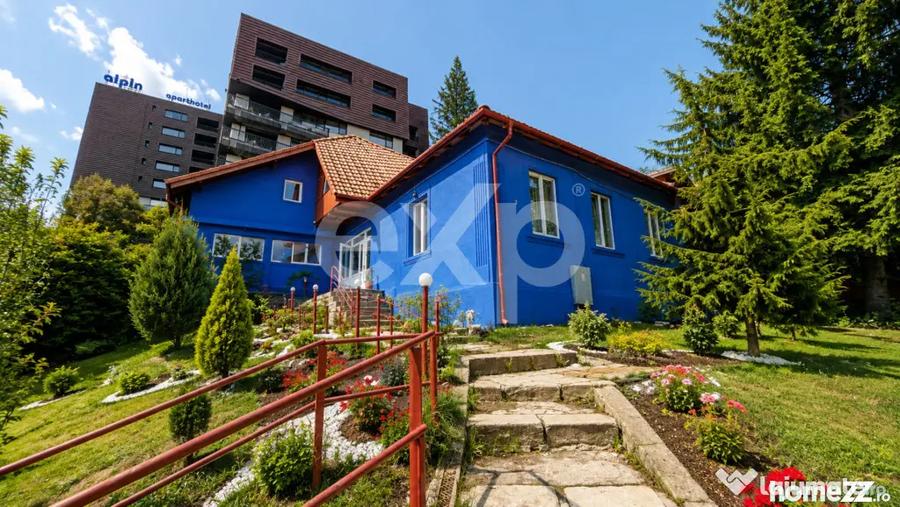 Casă cu 9 camere cu Canalizare în Poiana Brașov