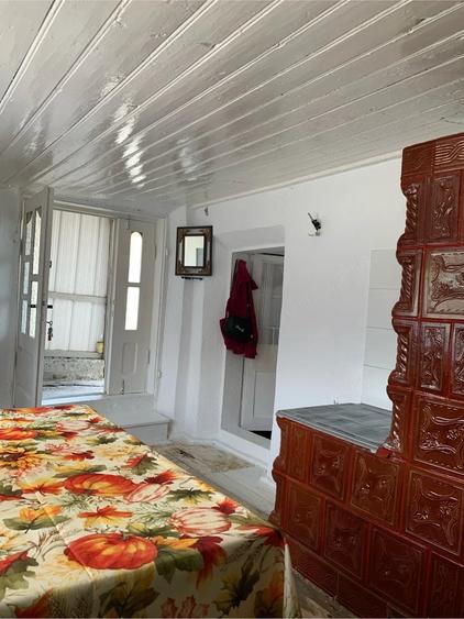Casă cu Teren 900 Mp în Central