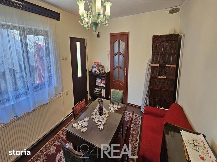 De vanzare - casa si curte mare in zona Metroului Republica - 10