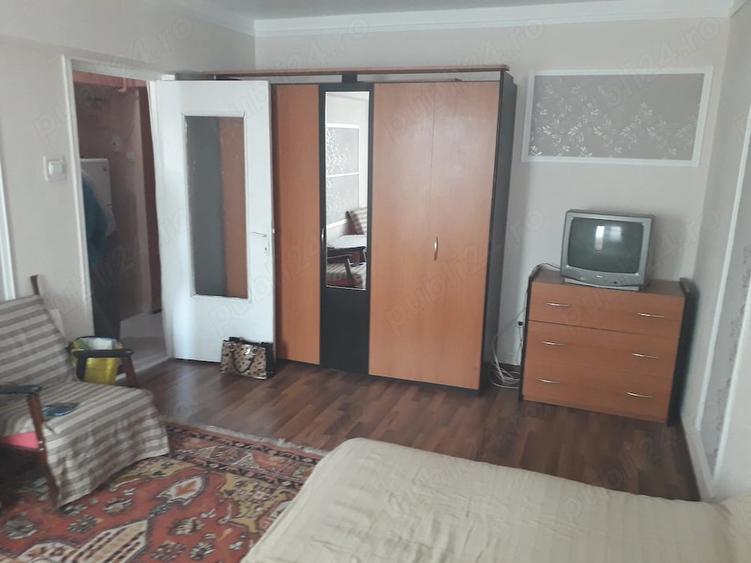 Garsonieră decomandată în Central