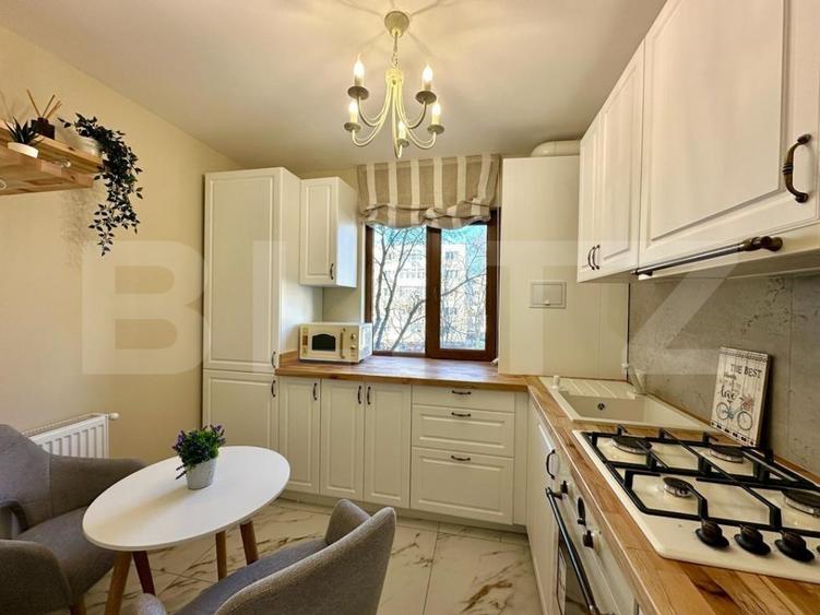 Apartament cu 4 camere decomandat, mobilat în Gheorgheni