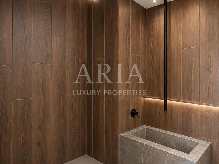 Casă cu 10 camere cu Piscina în Băneasa