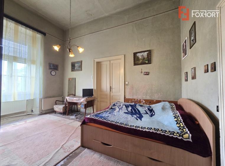 Apartament cu 4 camere circular, mobilat în Central