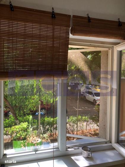 Apartament cu 2 camere, mobilat în Tei