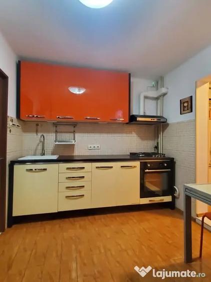 Apartament cu 2 camere decomandat în Sebastian