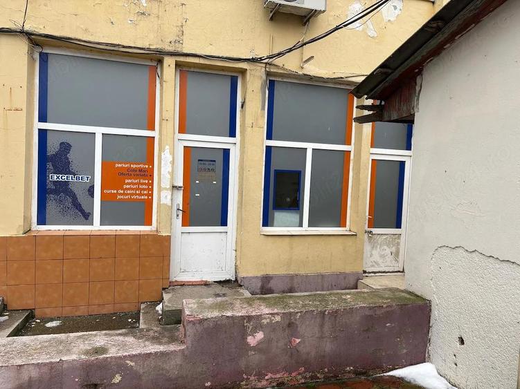 Spațiu comercial, de 40 mp, în Cumpăna
